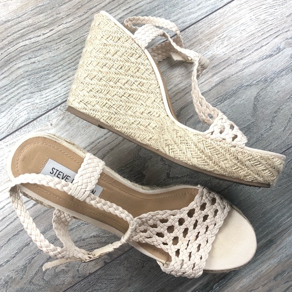 Steve Madden Shoes - STEVE MADDEN | manngo tan woven wedge heels, sz 10
